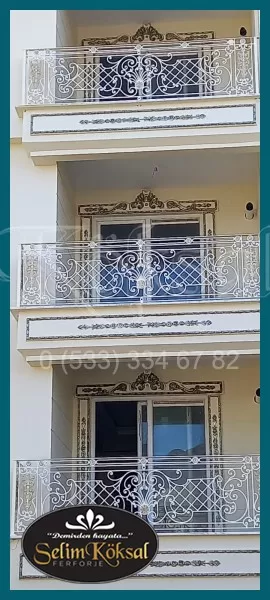 Balkon Korkulukları - Beyaz Balkon Korkuluğu